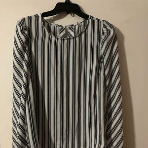 Blashe black and white stripe top size large